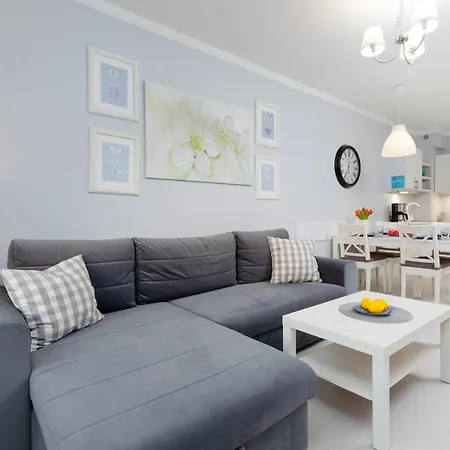 Apartment Przy Plazy Spacerowa By Renters Apartman Kołobrzeg