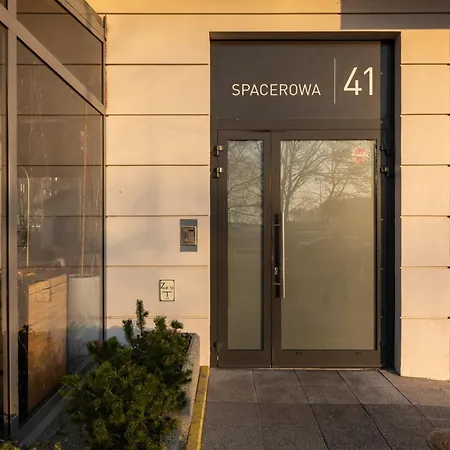 Apartman Apartment Przy Plazy Spacerowa By Renters *