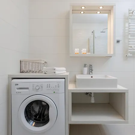 Apartman Apartment Przy Plazy Spacerowa By Renters