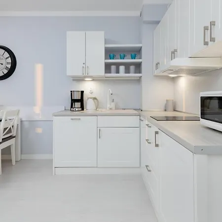 Apartment Przy Plazy Spacerowa By Renters Kołobrzeg
